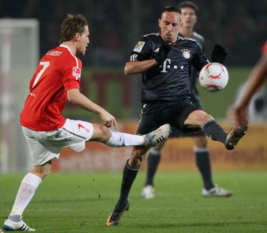 在联赛中展 在联赛中展